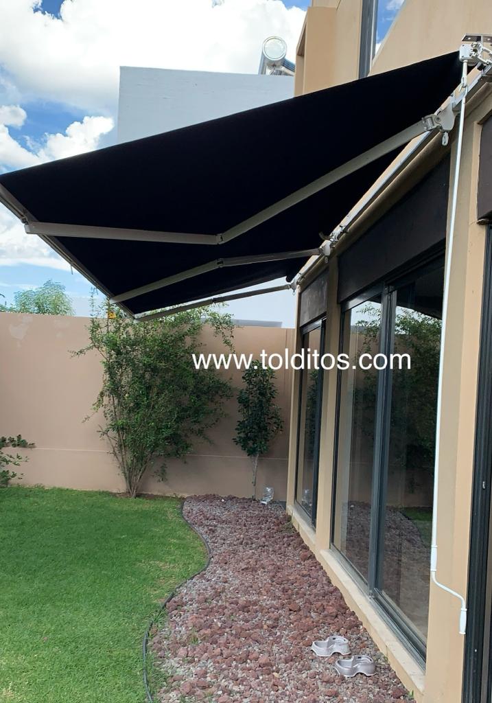 Toldo European Pitch