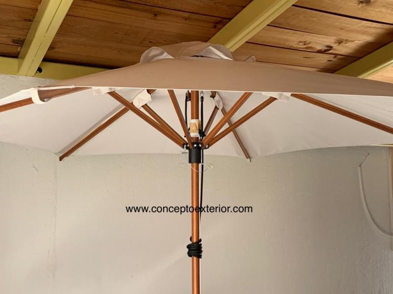 Armazon simulacion madera Teca Concepto Exterior