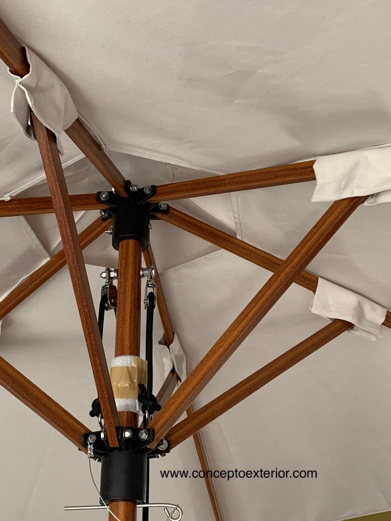 Armazon simulacion madera Teca Concepto Exterior